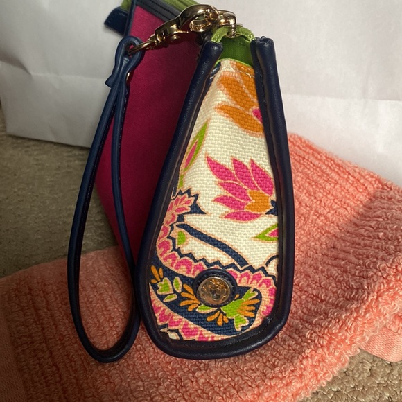 Spartina 449 Wristlet Palm Tree - Picture 4 of 6